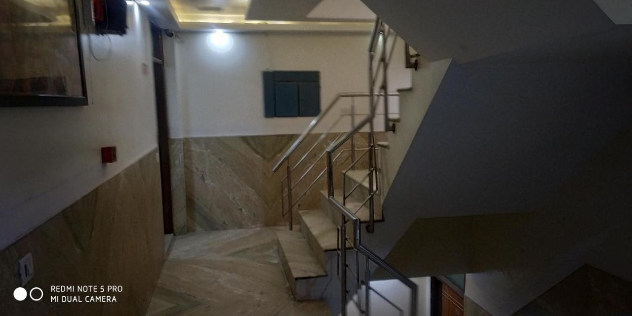 Adb Rooms Udhav Palace Νέο Δελχί Εξωτερικό φωτογραφία