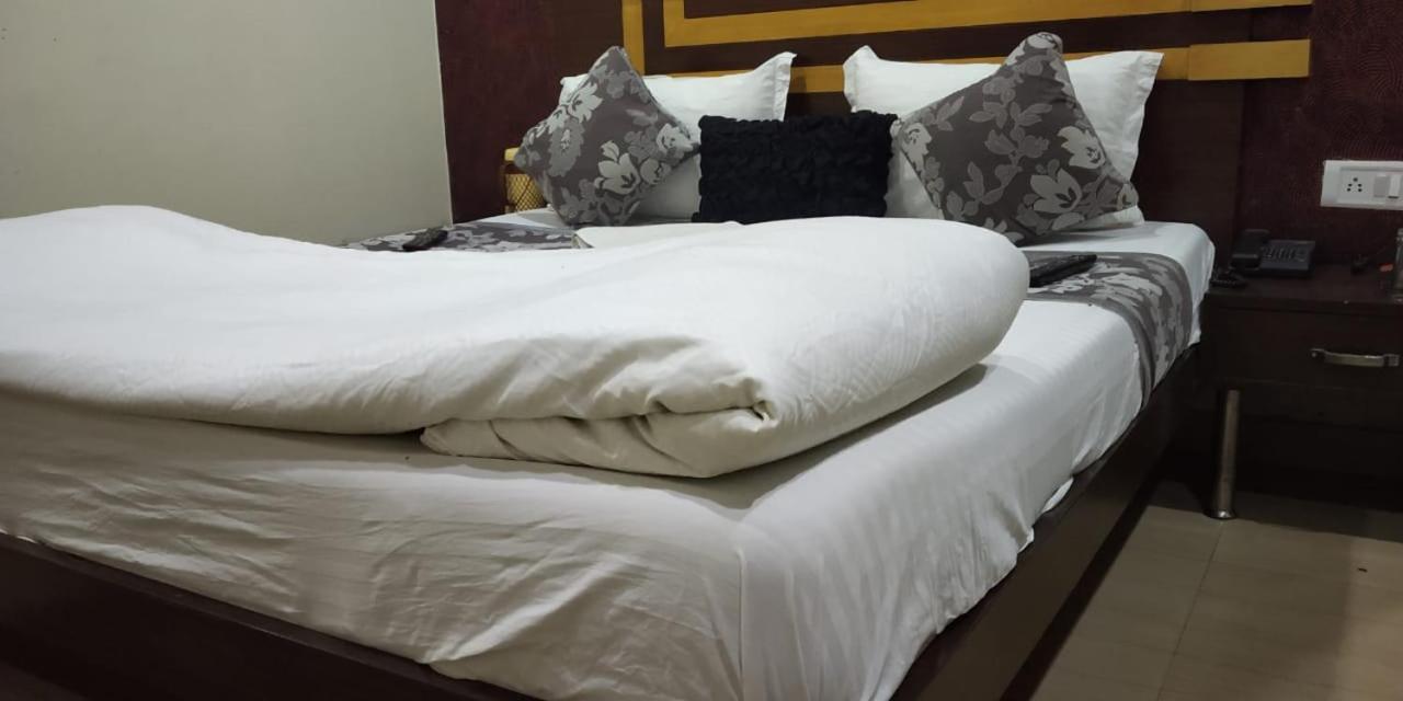 Adb Rooms Udhav Palace Νέο Δελχί Εξωτερικό φωτογραφία
