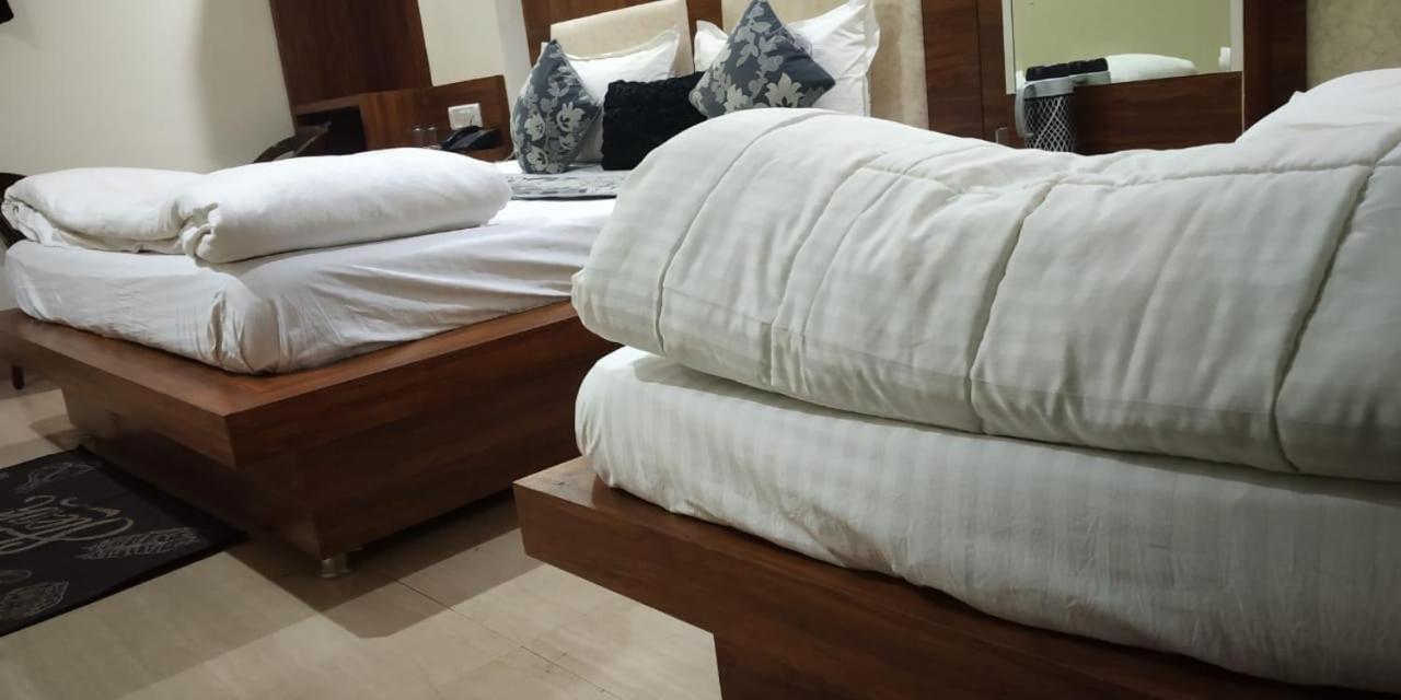 Adb Rooms Udhav Palace Νέο Δελχί Εξωτερικό φωτογραφία