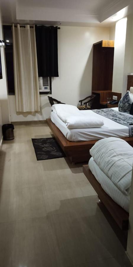 Adb Rooms Udhav Palace Νέο Δελχί Εξωτερικό φωτογραφία