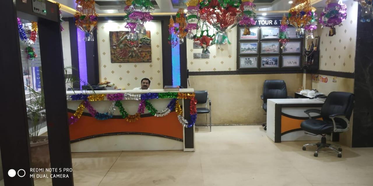 Adb Rooms Udhav Palace Νέο Δελχί Εξωτερικό φωτογραφία
