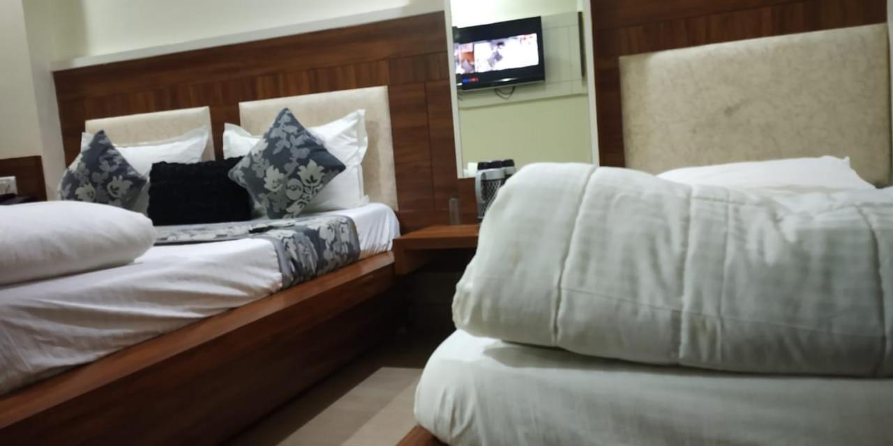 Adb Rooms Udhav Palace Νέο Δελχί Εξωτερικό φωτογραφία