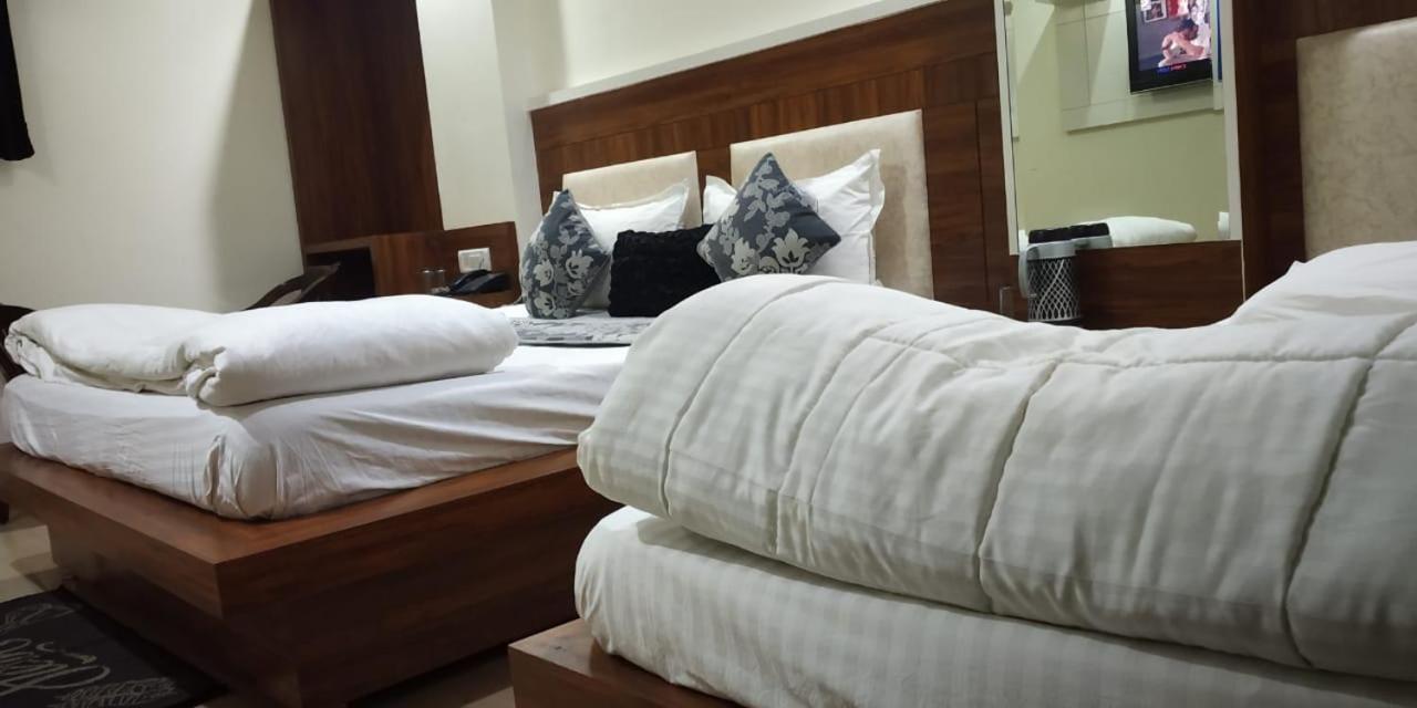 Adb Rooms Udhav Palace Νέο Δελχί Εξωτερικό φωτογραφία