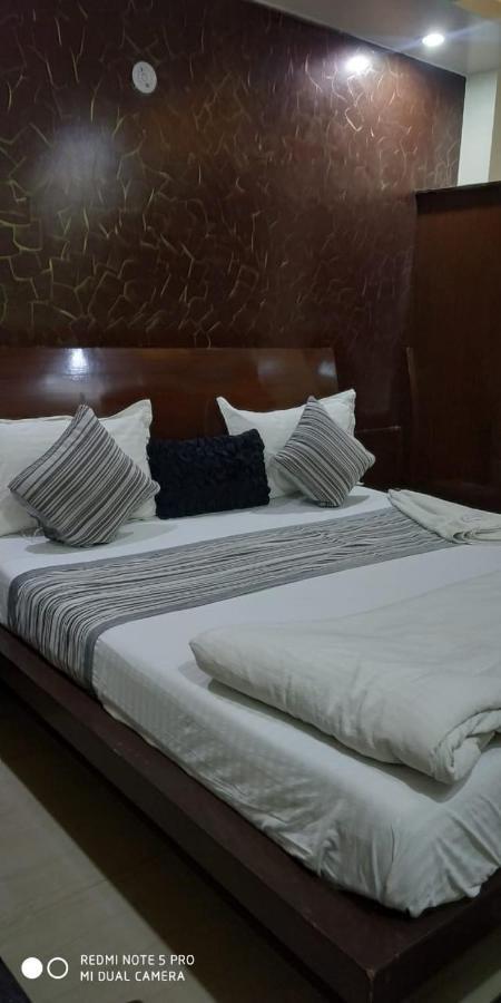 Adb Rooms Udhav Palace Νέο Δελχί Εξωτερικό φωτογραφία